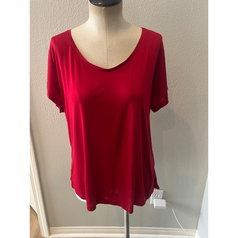 Ambiance Apparel Womens Medium Red Draped Back Short Sleeve Rayon Blouse
